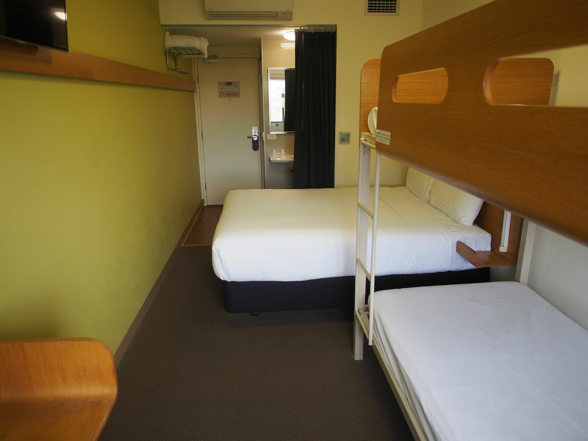 Ibis Budget Sydney Olympic Park Esterno foto