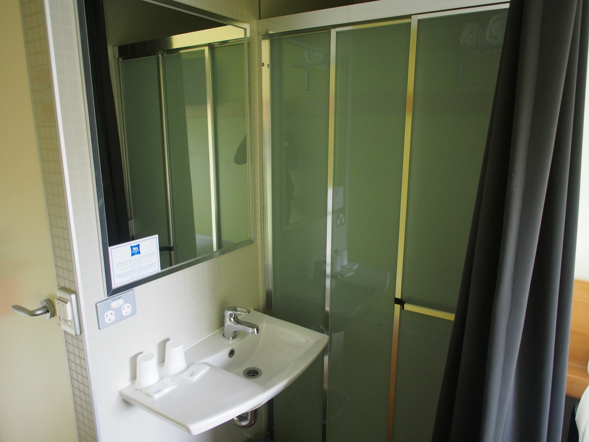 Ibis Budget Sydney Olympic Park Esterno foto